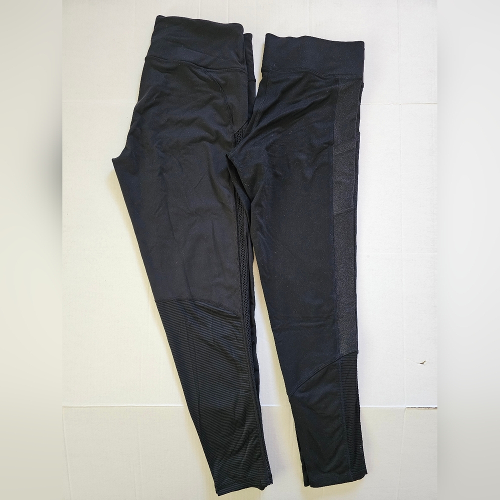 2 pink  victoria secret leggings  size L Black High-Waisted Leggings